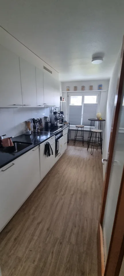 Appartement spacieux 2 pièces avec balcon