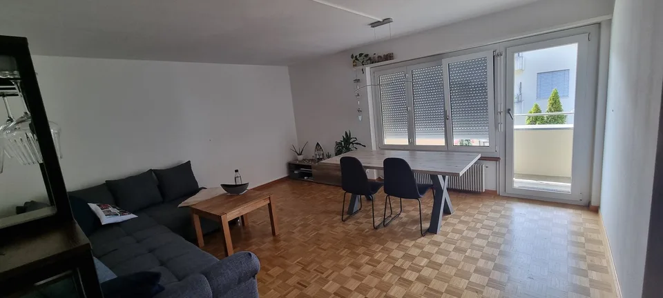 Appartement spacieux 2 pièces avec balcon