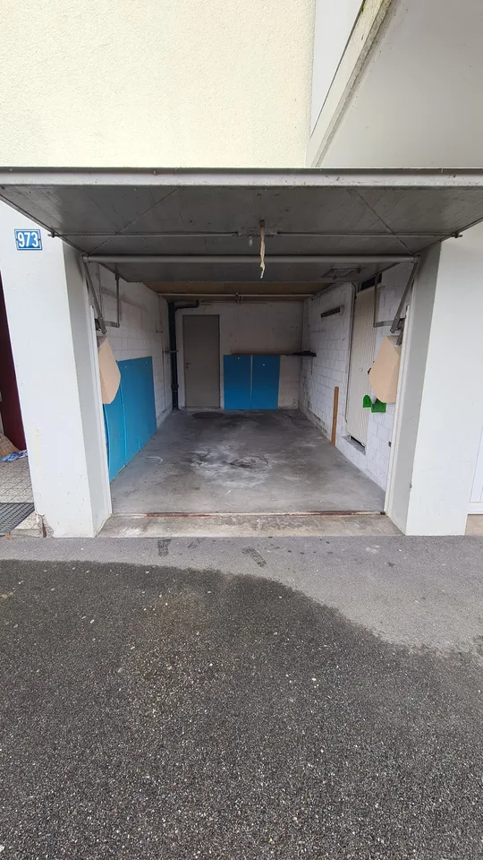 Boîte de garage à Mittelhäusern à louer