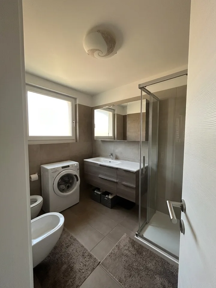 PAMBIO-NORANCO - APPARTMENT DE 3.5 PIÈCES À LOUER