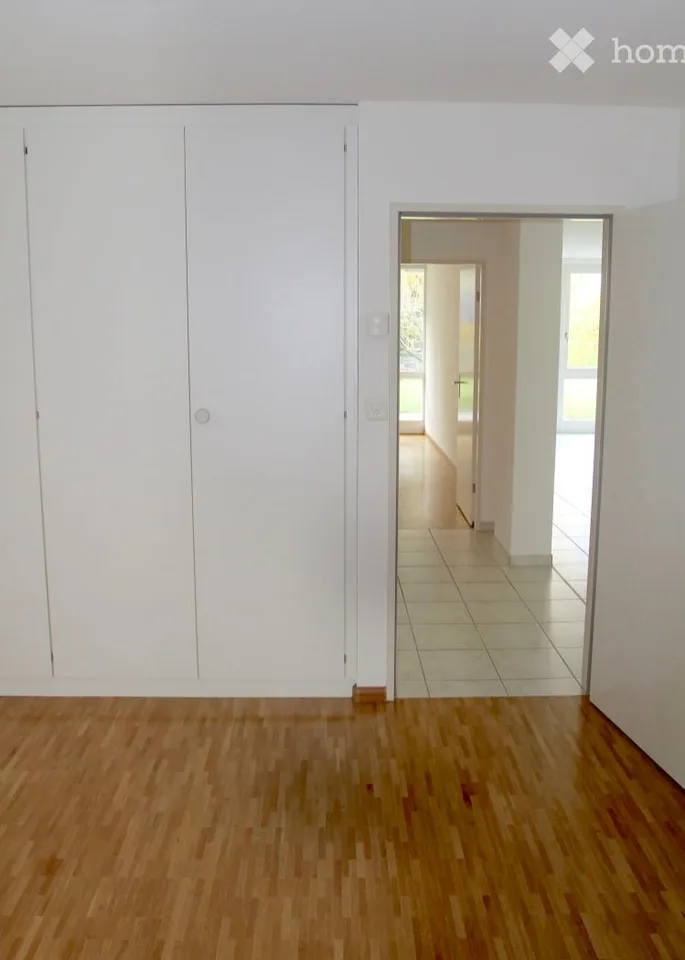 Appartement 4,5 pièces lumineux 115 m2, rez-de-chaussée, à Bettingen/Bâle-Ville, avantageux en termes d'impôts