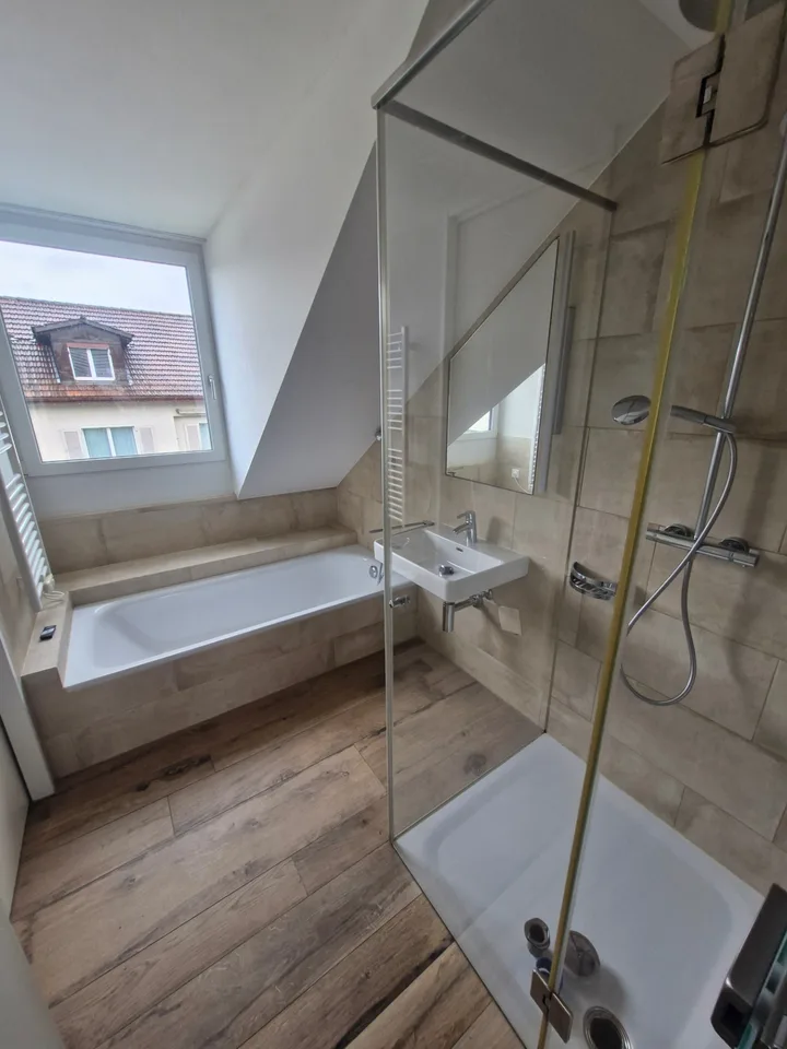 Appartement de charme exceptionnel de 3,5 pièces avec aménagement de haute qualité