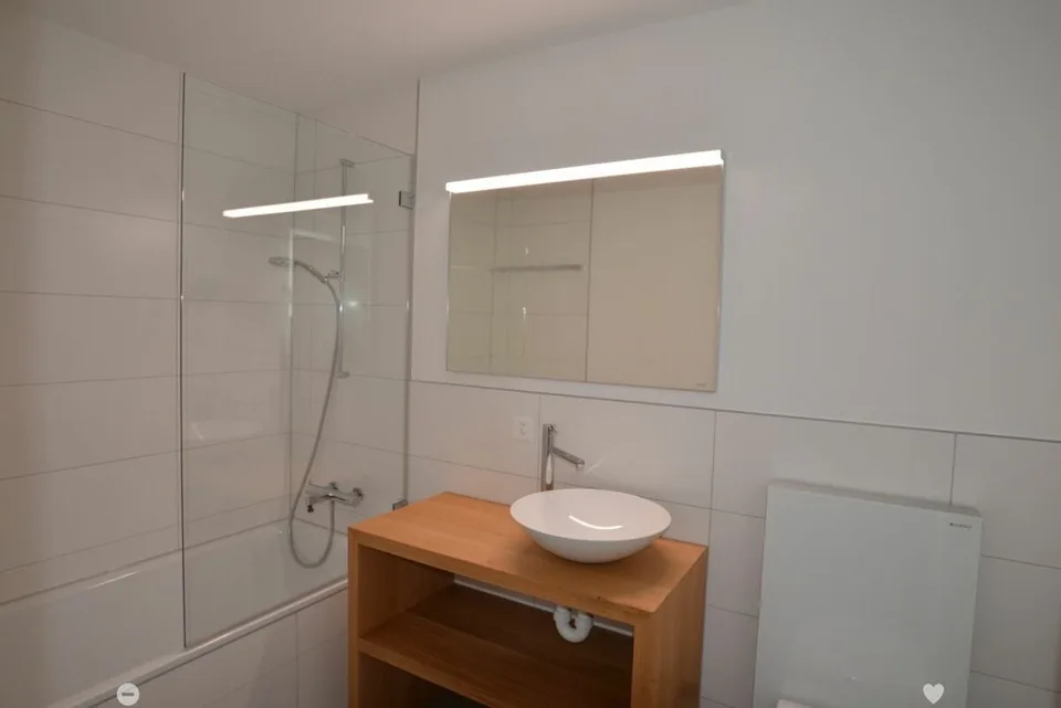 Exklusive 4.5-Zimmer-Panoramawohnung mit traumhafter See- und Bergsicht in Biel/Bienne