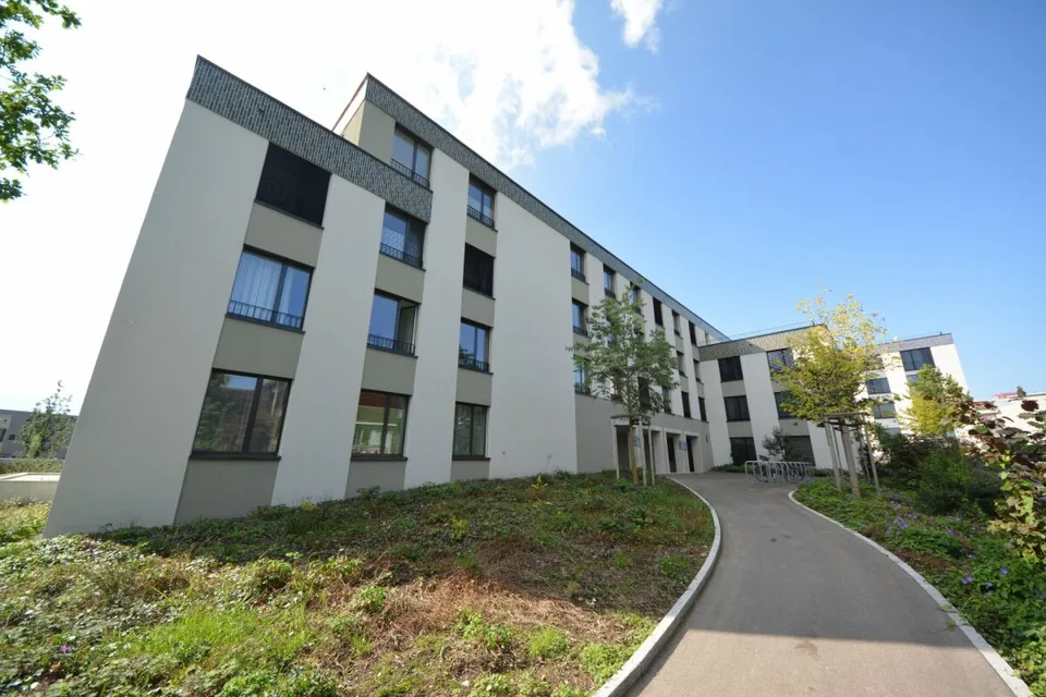 Moderne 4.5-Zimmerwohnung in familienfreundlichem Quartier zu vermieten