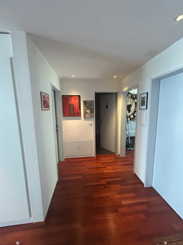 Appartement moderne de 3.5 pièces avec balcon à Bienne