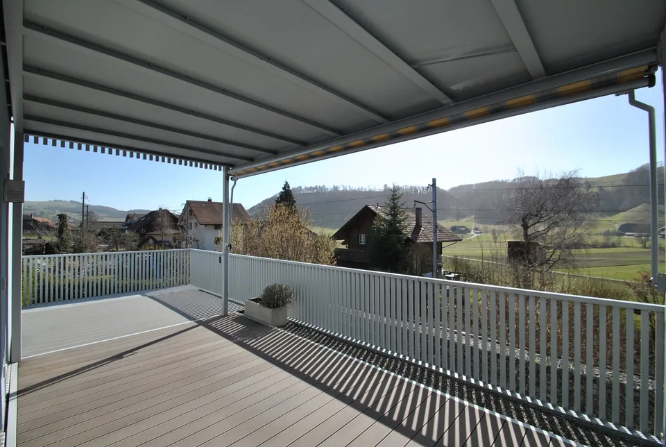 NACHMIETERSUCHE | Moderne 4.5-Zimmerwohnung in Boll mit Sicht ins Grüne