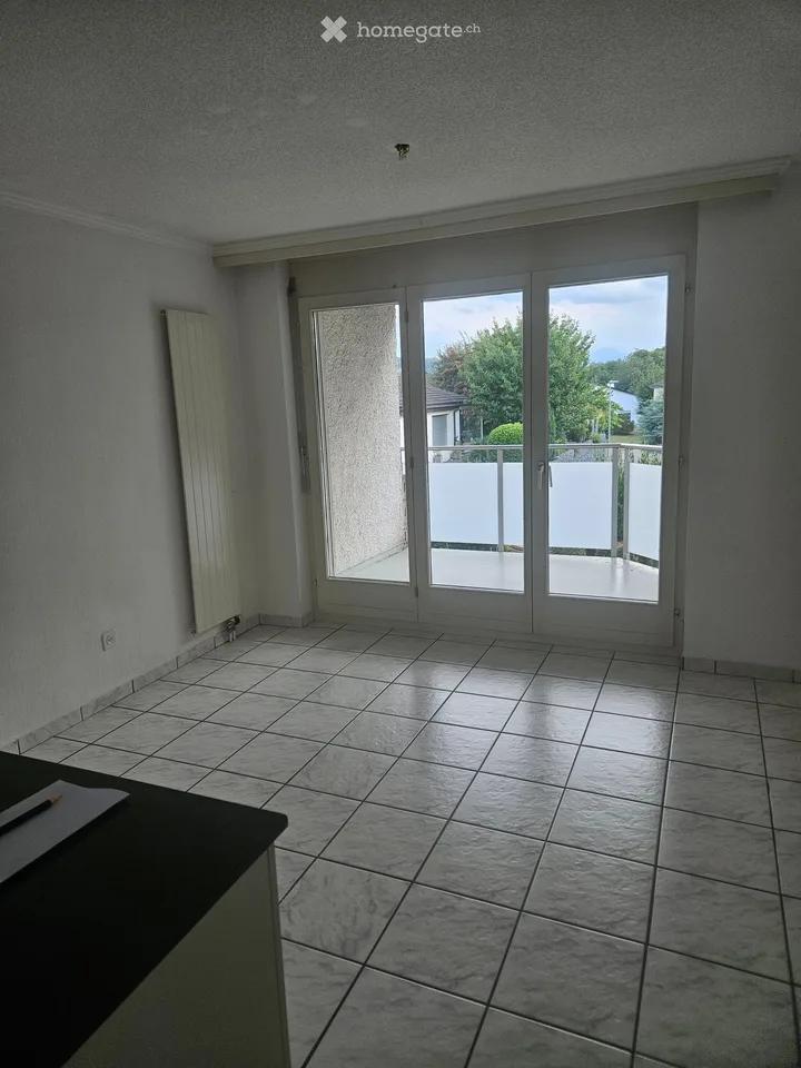 Dachwohnung/helle 3.5-Zi-Whg mit Balkon und schöner Aussicht in Schwarzenbach SG