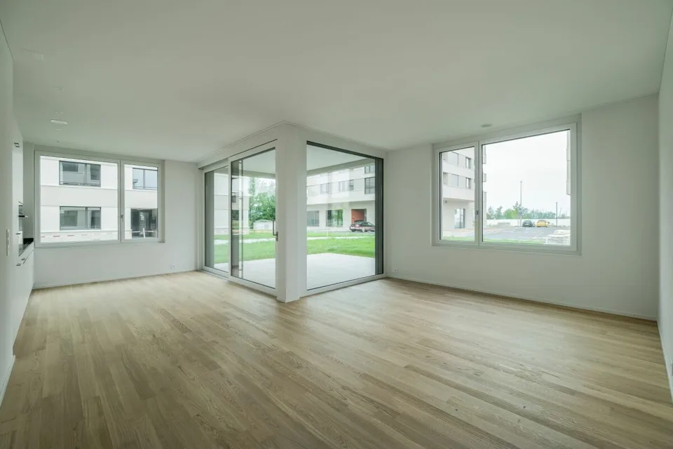 Moderne 2.5 Zimmer Wohnung am See