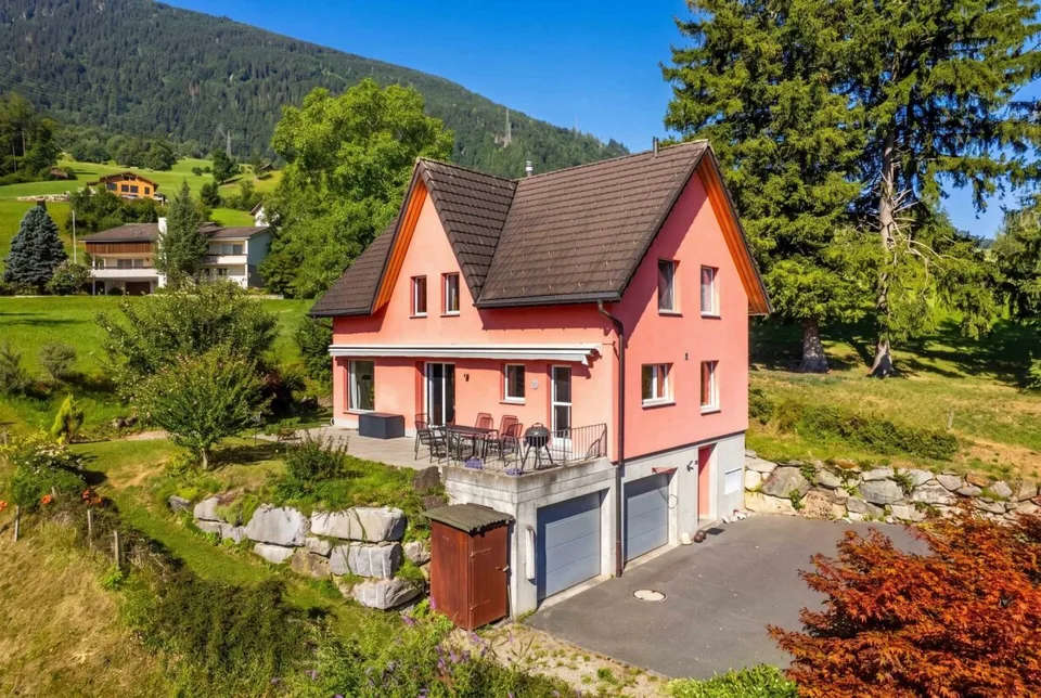 Ein Zuhause zum Verlieben - mit Panorama, Garten und viel Platz