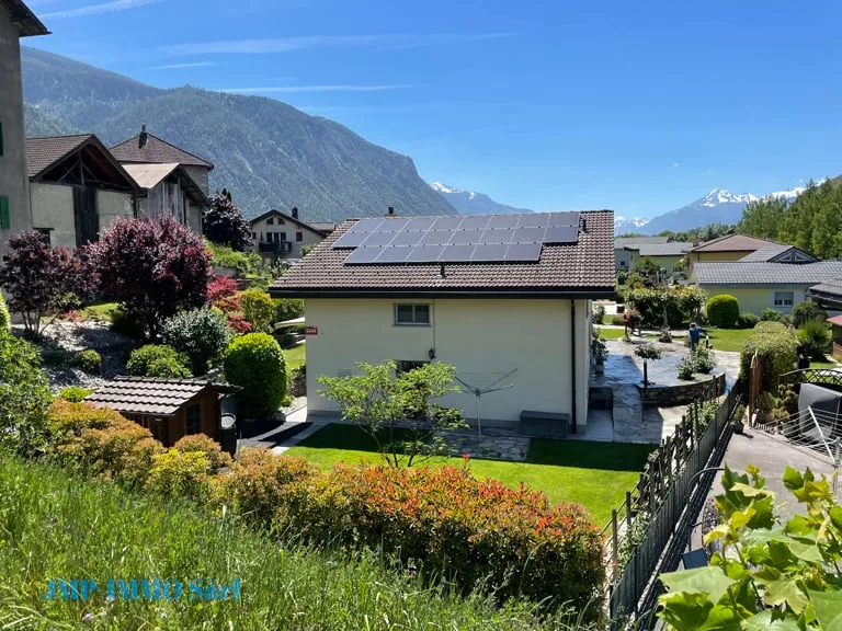 Beautiful opportunity, very beautiful villa with private access and tranquility
