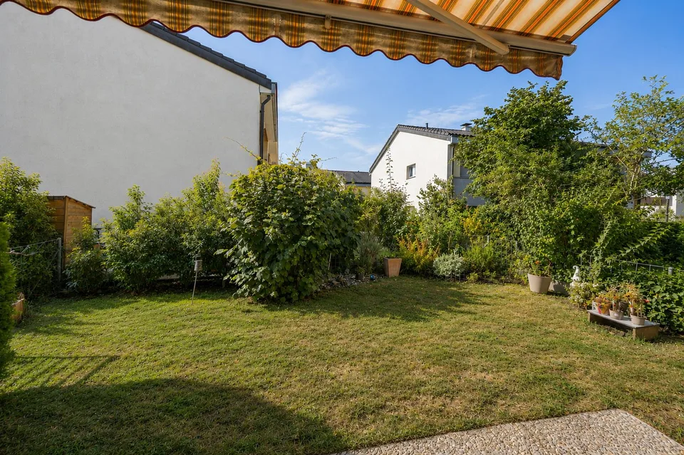 Una casa per arrivare Casa a schiera ben curata in un quartiere familiare