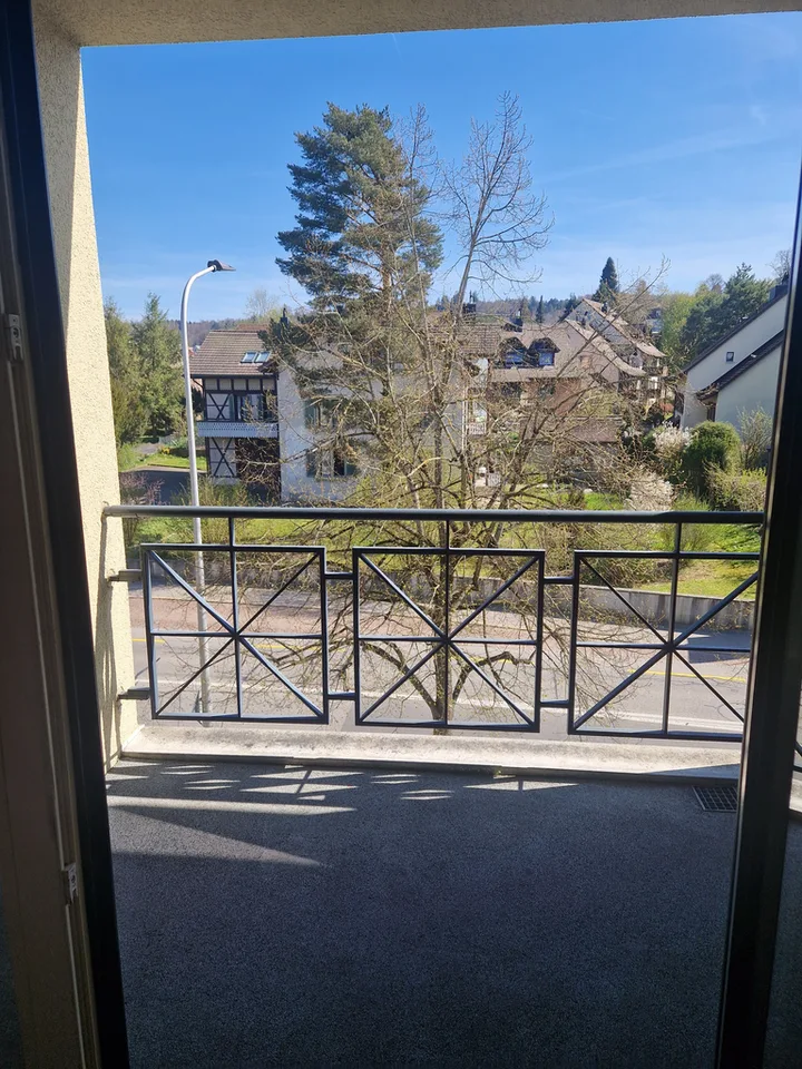 Appartement de 3,5 pièces confortable près de la vieille ville
