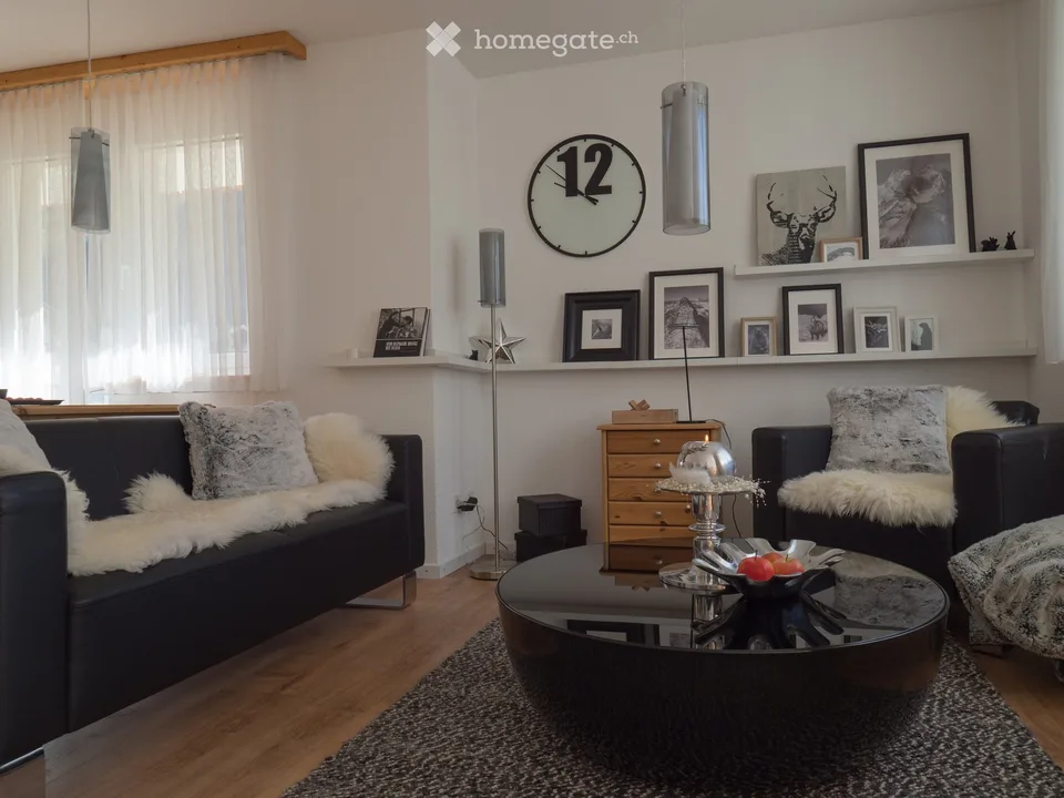 Utilizzo come residenza fissa o appartamento vacanze. Tutte le stanze sono completamente arredate!