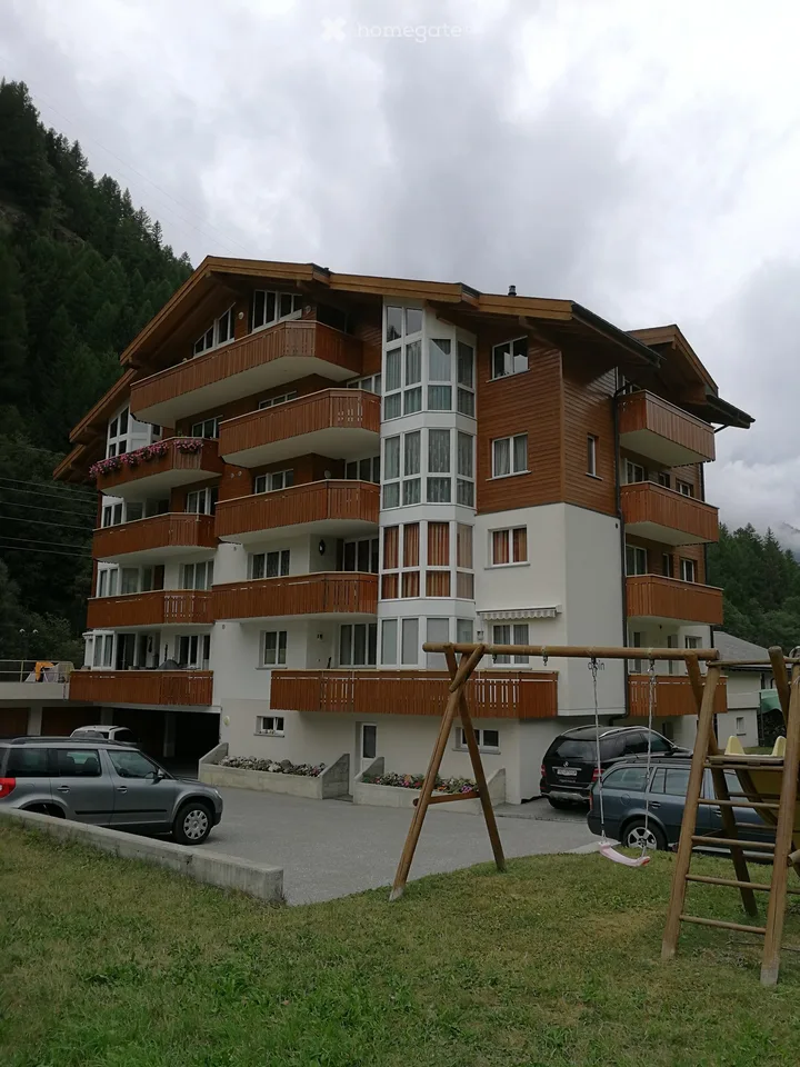 Utilizzo come residenza fissa o appartamento vacanze. Tutte le stanze sono completamente arredate!