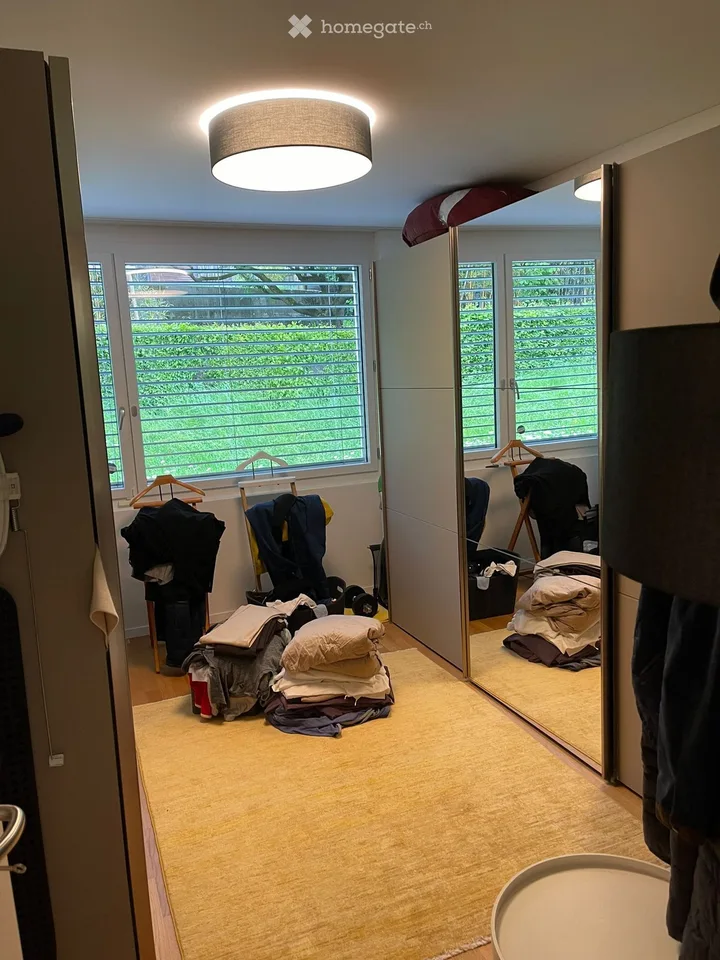 Appartement lumineux 4.5 pièces avec balcon et belle vue à Baar
