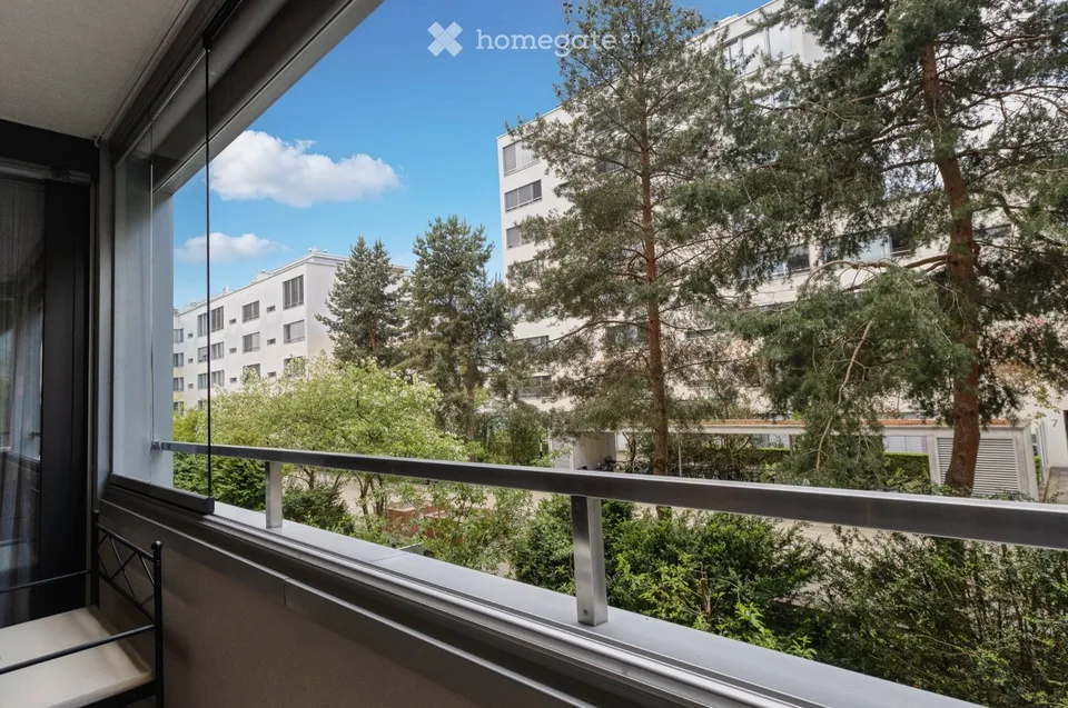 Appartement spacieux 3.5 pièces dans le parc résidentiel calme Feldhof à Zug