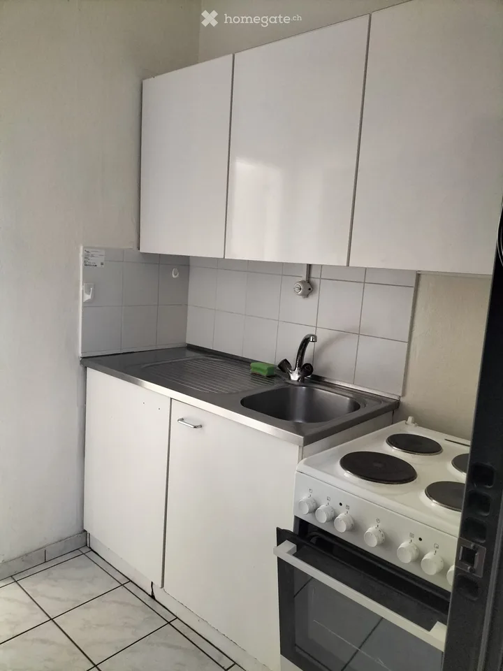 Appartement monolocale confortable à Lugano-Loreto, charges incluses