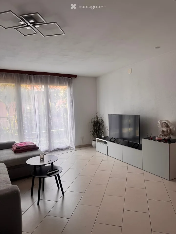 Appartamento di 2.5 con giardino a Gordola