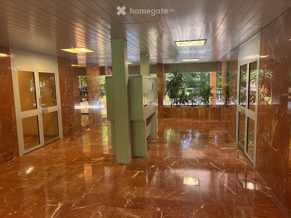 Appartement lumineux de 4.5 pièces avec balcon et belle vue – Genève 1208