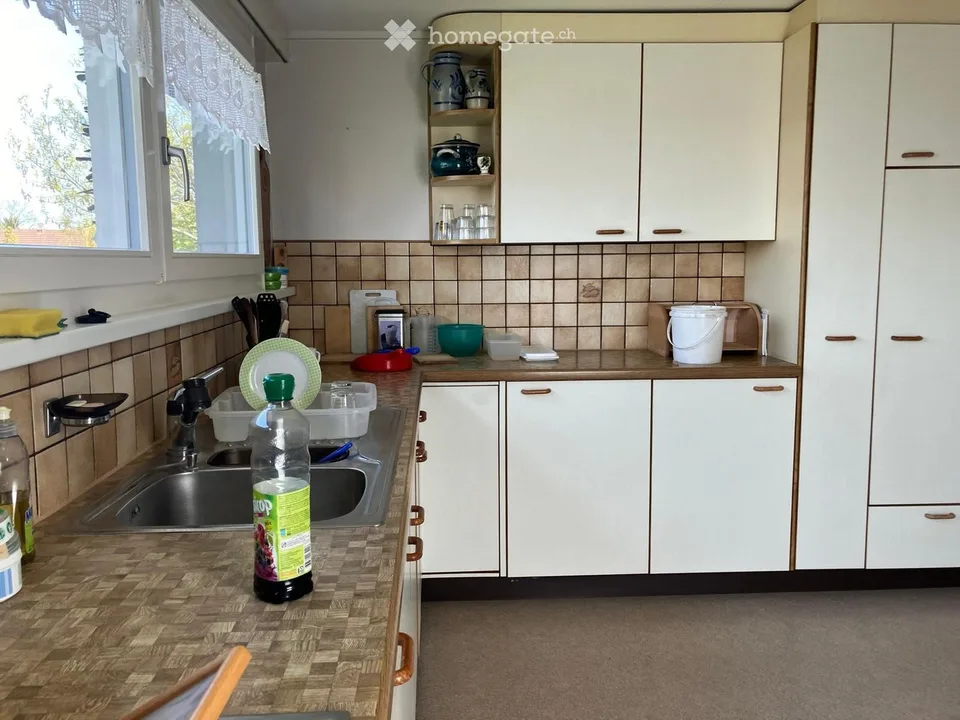 Charming 7-room single-family house in Kesswil with large plot