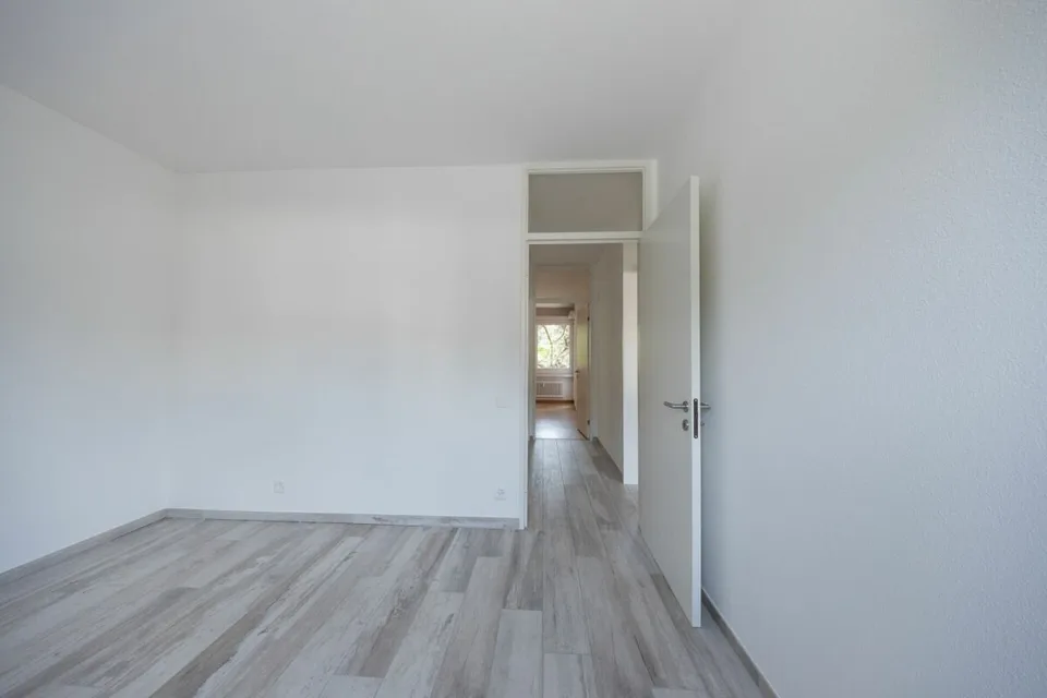 Appartamento 4.5 locali nel verde con piscina – foto 13 di 23