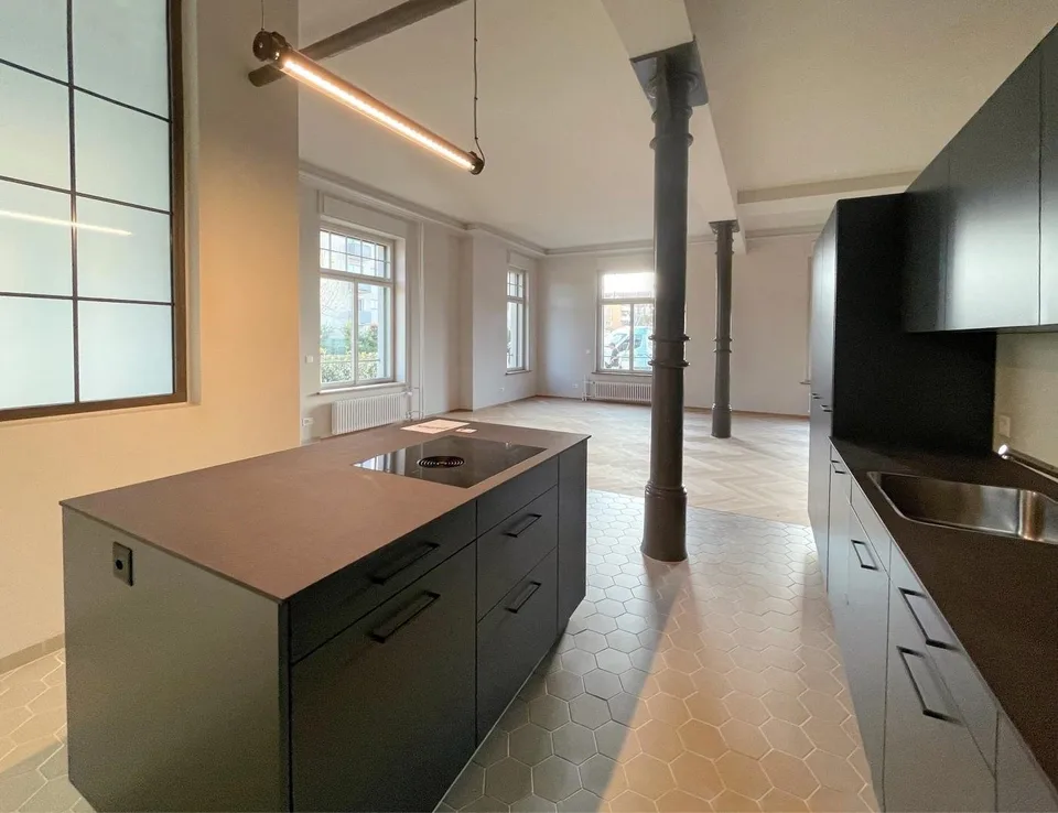 Atelier für Arbeiten und Wohnen im Loftstyle