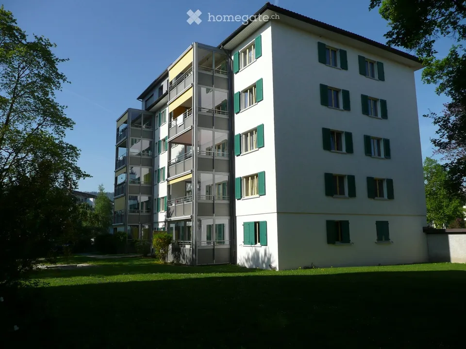 Helle 3-Zimmer-Wohnung mit Balkon in Wettingen zu vermieten
