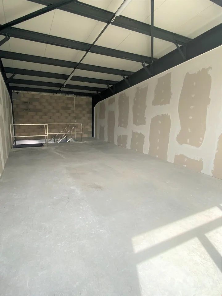 Divisible hall - Individual box