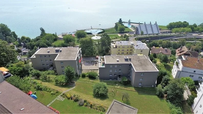 Charmant 2 pièces avec vue imprenable sur le lac de Neuchâtel