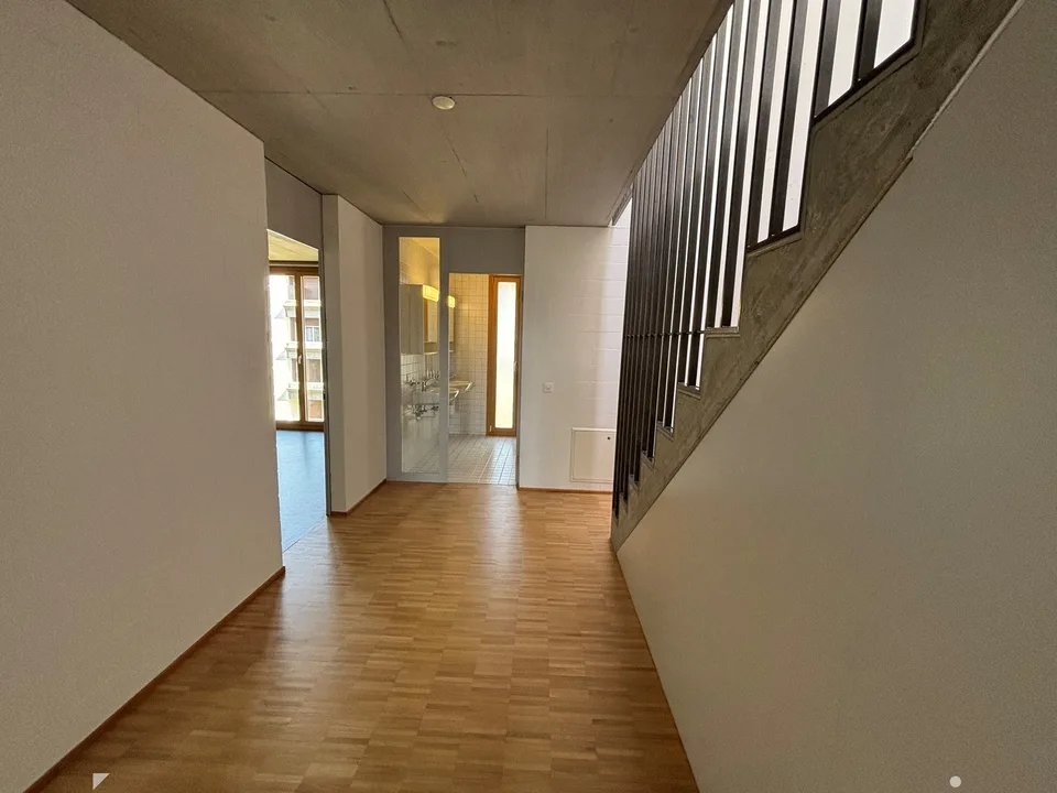 Appartement duplex 4.5 pièces lumineux avec balcon à Biel