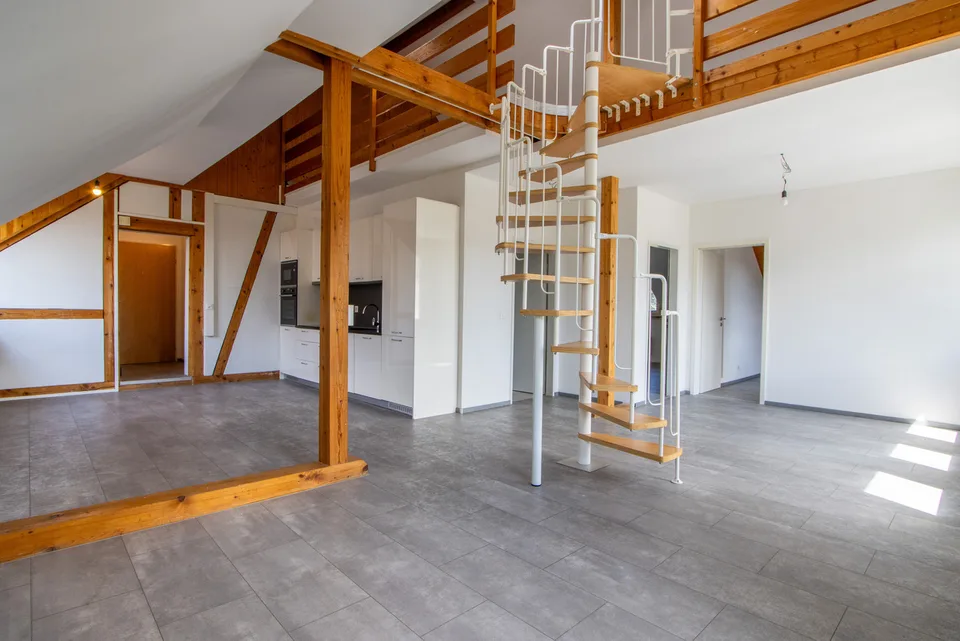 4.5-Zimmerwohnung mit Galerie im Zentrum von Burgdorf
