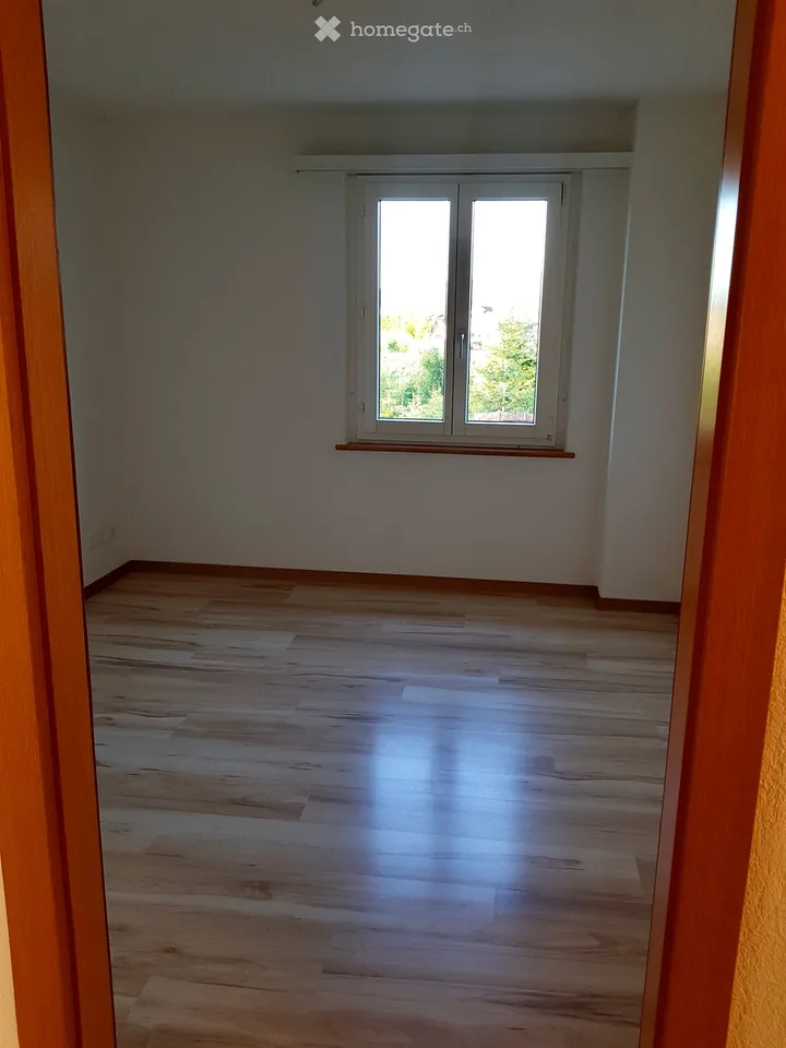 Appartement de 4 ½ pièces lumineux dans un environnement verdoyant