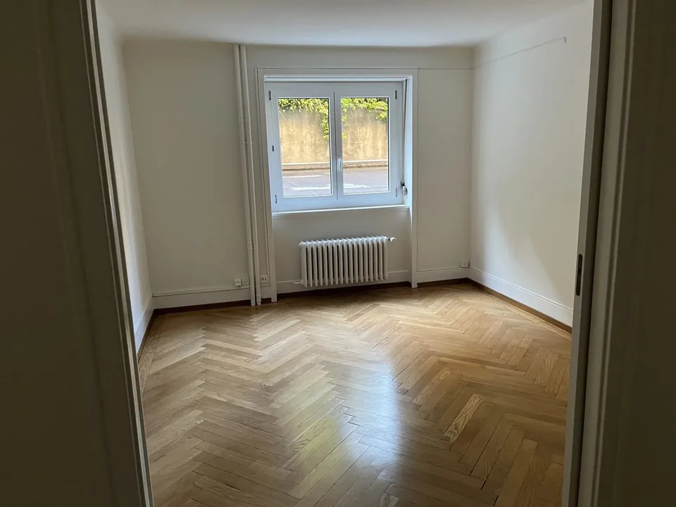 Appartement 4 pièces avec poste de concierge