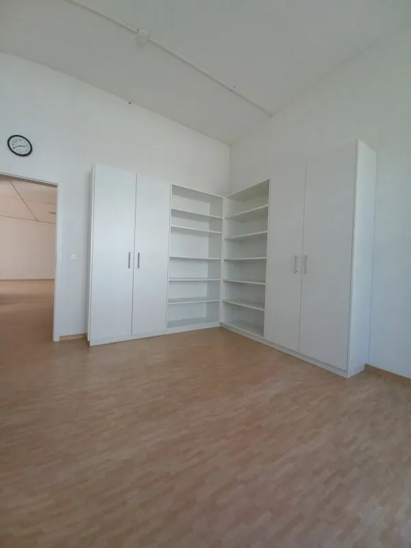 Gewerbe-/ Büroräumlichkeiten auf 2 Etagen – Foto 11 von 16