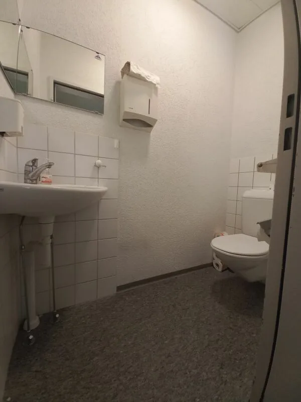 Gewerbe-/ Büroräumlichkeiten auf 2 Etagen – Foto 14 von 16