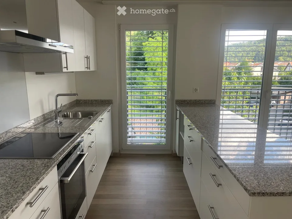 Appartement lumineux 3.5 pièces avec balcon et belle vue