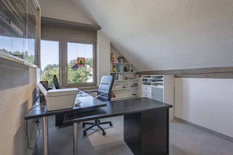 6.5 Zimmer Einfamilienhaus in Uster – Foto 9 von 13