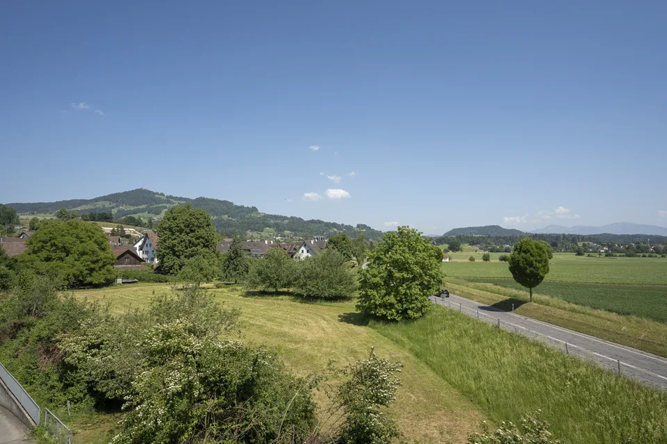 Habitation spacieuse : appartement maisonnette avec vue sur le vert