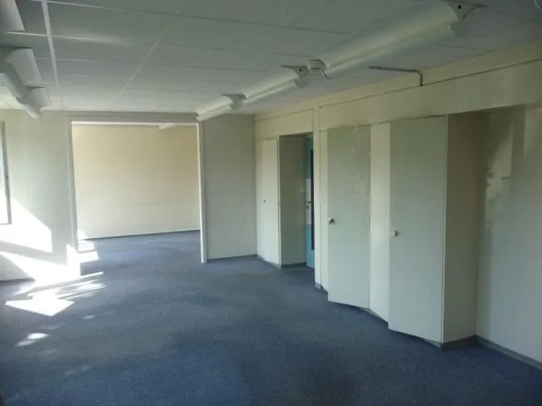 Business Center Lyss - Office Space