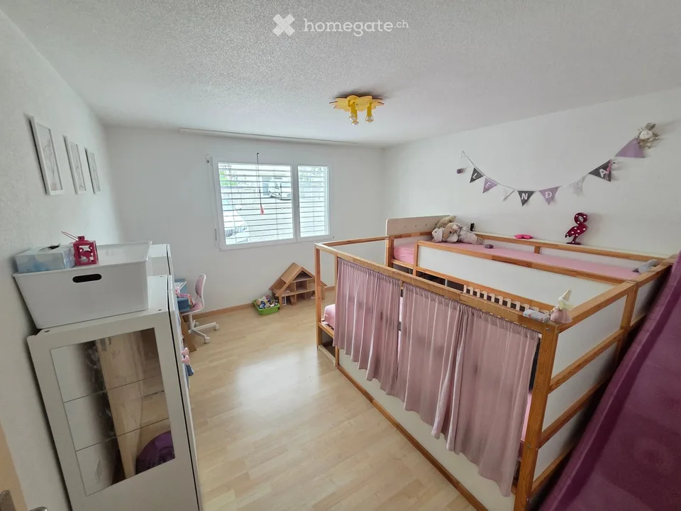Gemütliche 4.5 Zimmer Wohnung in Hausen