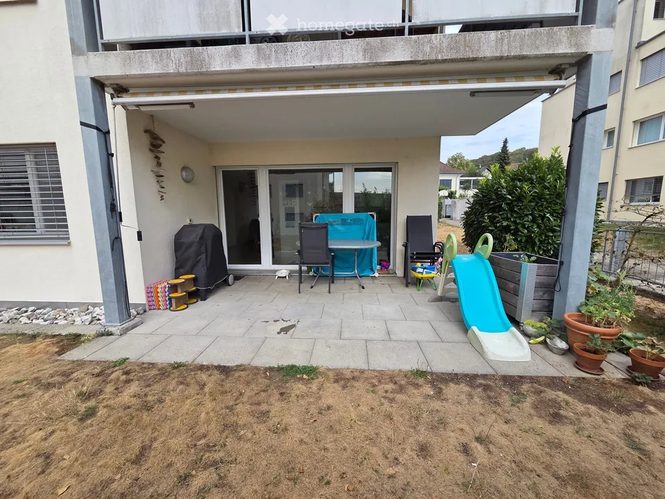 Gemütliche 4.5 Zimmer Wohnung in Hausen