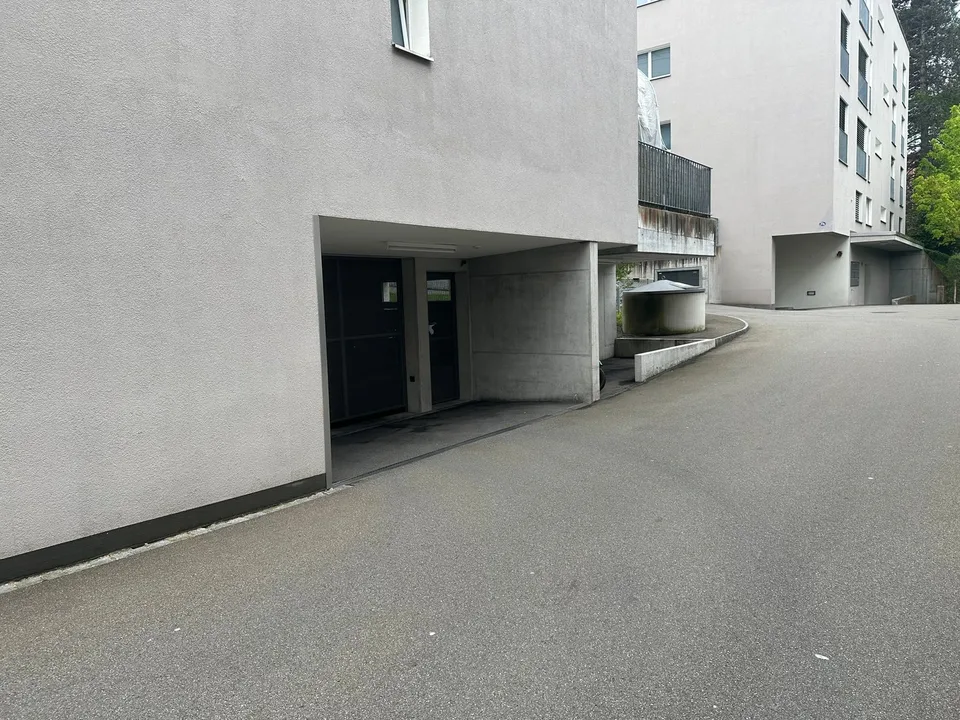 Place de stationnement à louer
