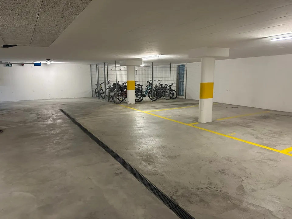 Place de stationnement à louer