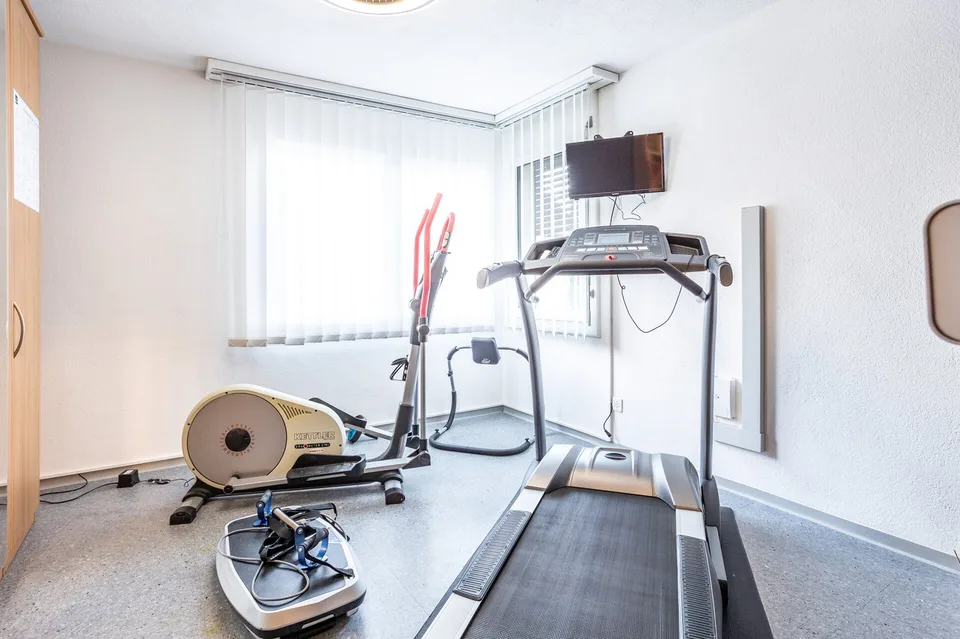 Grande casa unifamiliare in posizione privilegiata con vista sulla valle del Limmat – foto 10 di 13