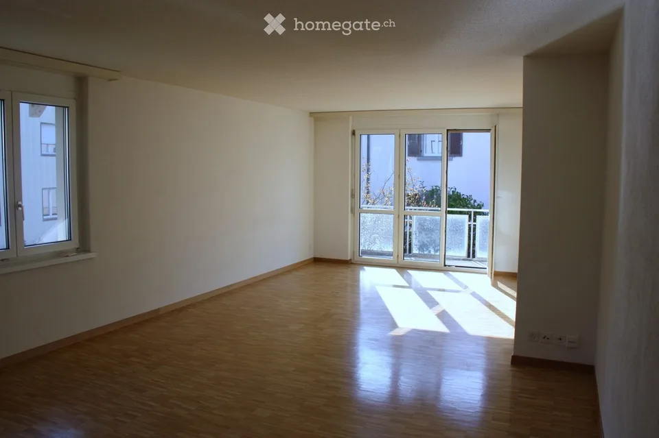 Charmant appartement 2.5 pièces au 2ème étage avec balcon dans un emplacement très calme