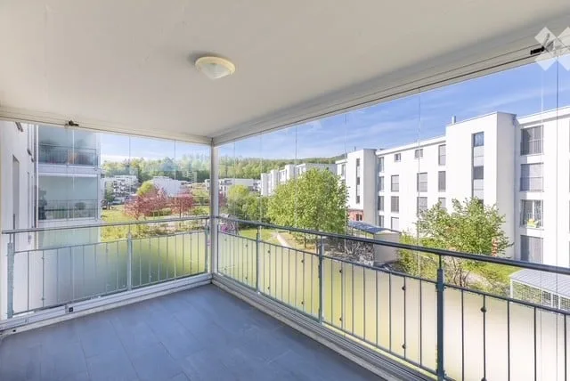 Bright 3.5-room apartment with balcony in Olten – available from October 2026