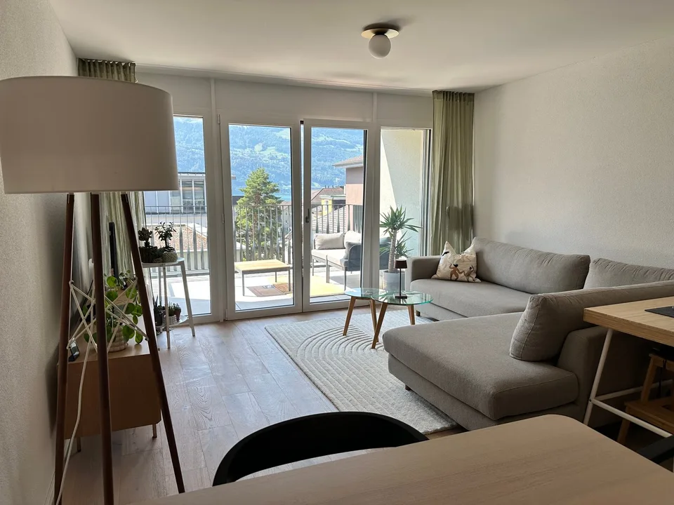 2½ ZI-WOHNUNG IN GERSAU (SZ), MÖBLIERT, TEMPORÄR