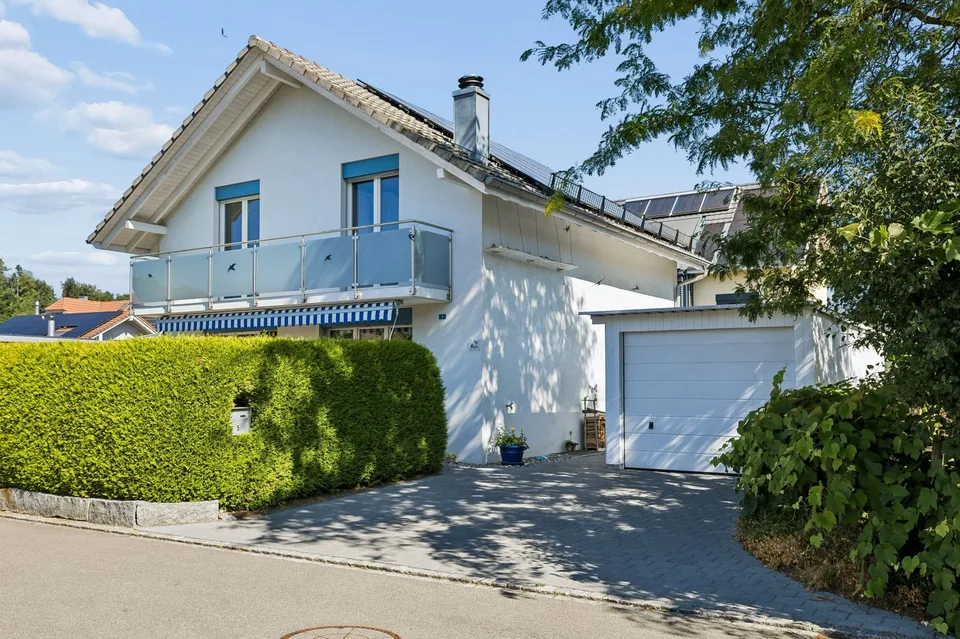6.5-Zimmer-Einfamilienhaus mit wunderschönem Garten