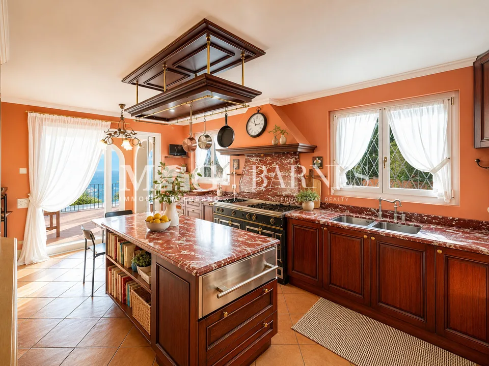 VILLA SIGNORILE con super Vista Lago Lugano