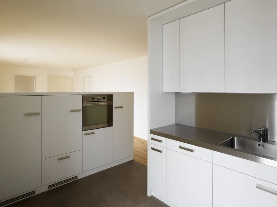 Habitation spacieuse avec deux loggias